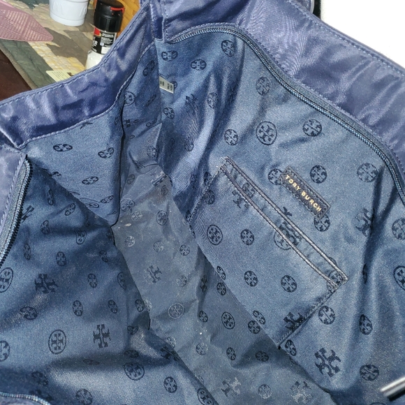 TORY BURCH MEDIUM GUC NYLON TOTE - Picture 2 of 5